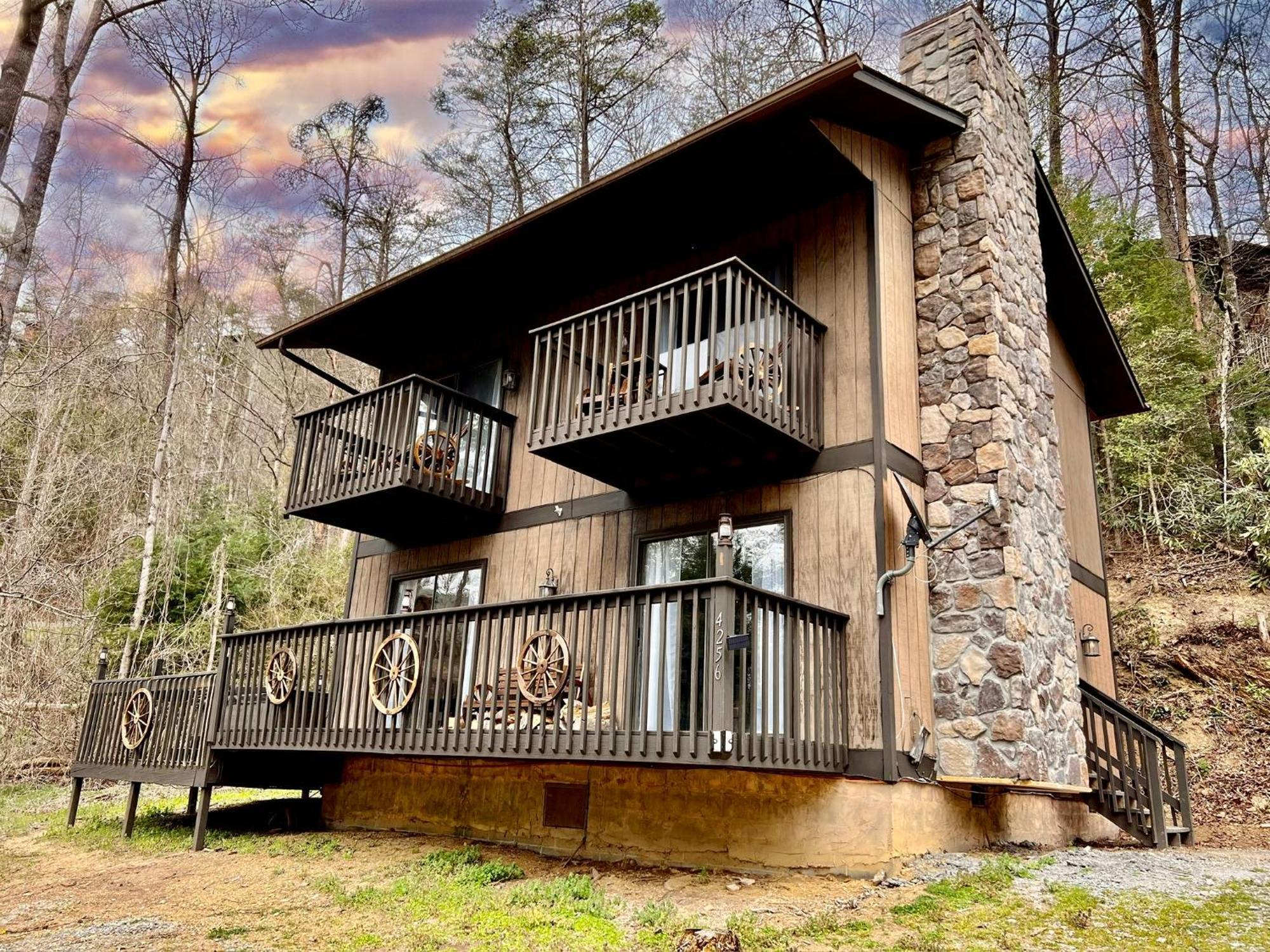 Pioneer Pass- Hot Tub, 2 Bdrm, W&D, Pets Ok Villa Pigeon Forge Exterior foto